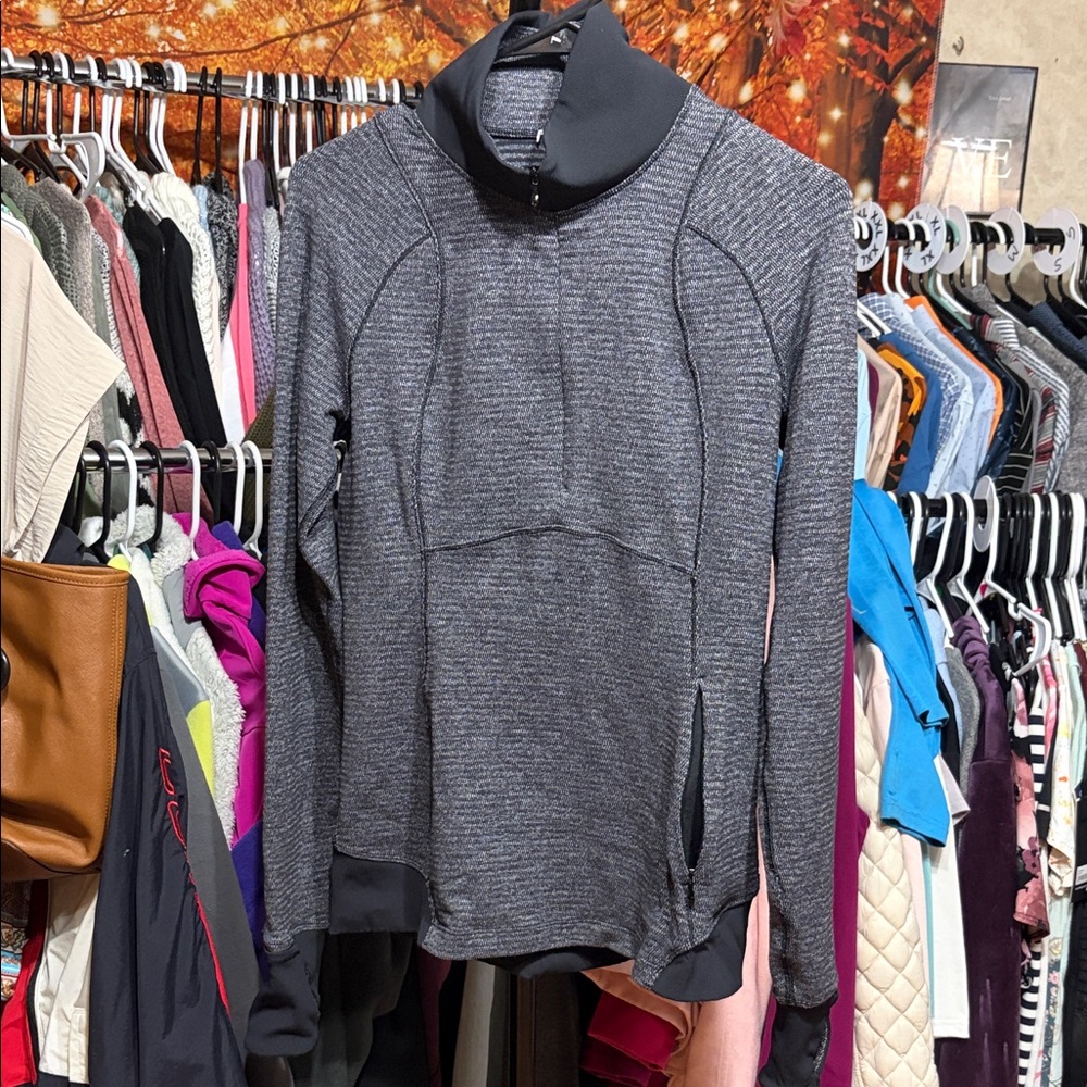 lululemon athletica Gray Long Sleeve Top